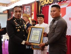 Peringatan HUT Bhayangkara Ke-79 PWI Mura Terima Penghargaan Dari Kapolres