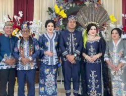 Acara Pernikahan Anak Bupati Mura Menggunakan Prosesi Adat Dayak Siang