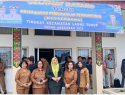 Pastikan Tepat Sasaran, Wakil Ketua I DPRD Mura Awasi Jalannya Musrenbang Laung Tuhup